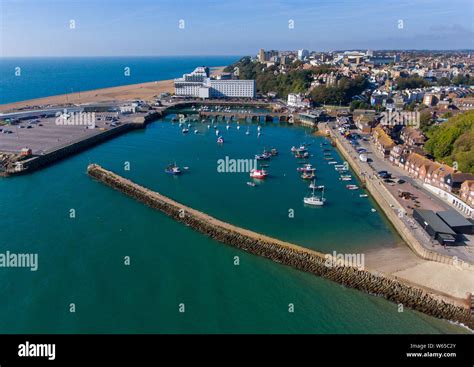 Folkestone Ferry Banque De Photographies Et Dimages à Haute Résolution