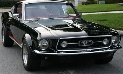 The Most Popular Vintage Ford Mustangs - Old Cars Lovers