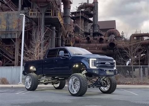 YouTuber Completely Destroys His Custom $100K Ford F-350 Limited