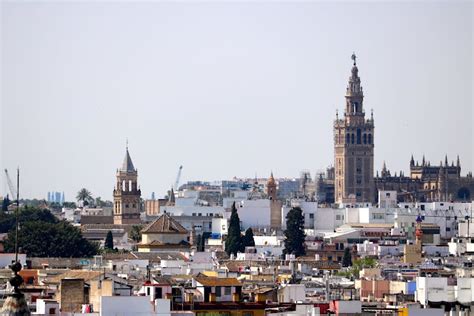 Sevilla Daily Photo Vistas De Sevilla Desde El Hospital Virgen Macarena