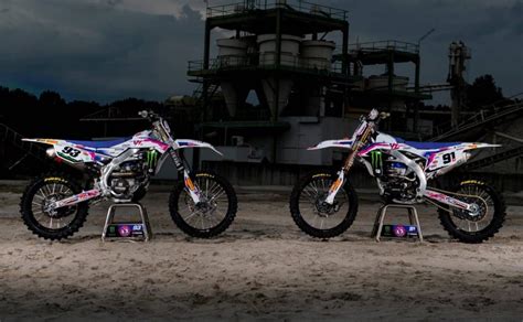 Yamaha celebra 50 años de éxitos así son las YZ aniversario