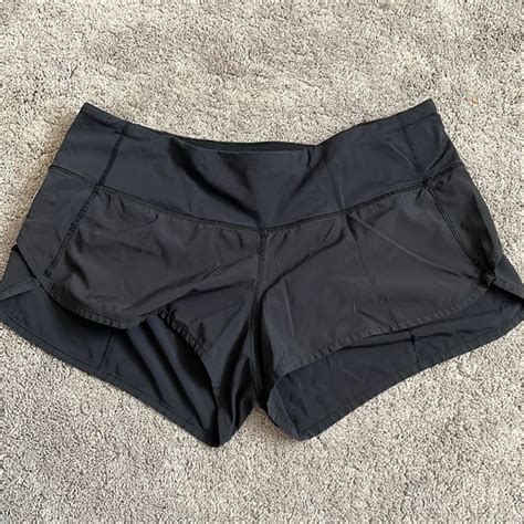 Lululemon Athletica Shorts Lululemon Low Rise 2 Hotty Hot Shorts Poshmark