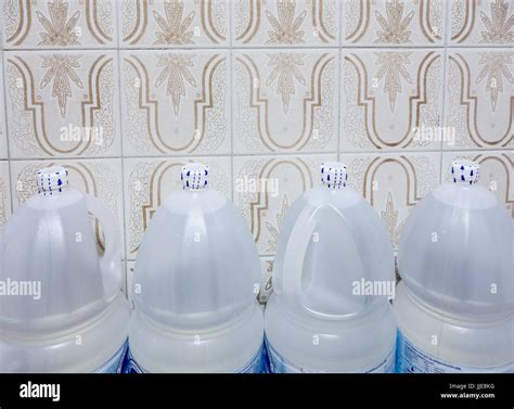 Agua potable fotografías e imágenes de alta resolución Alamy