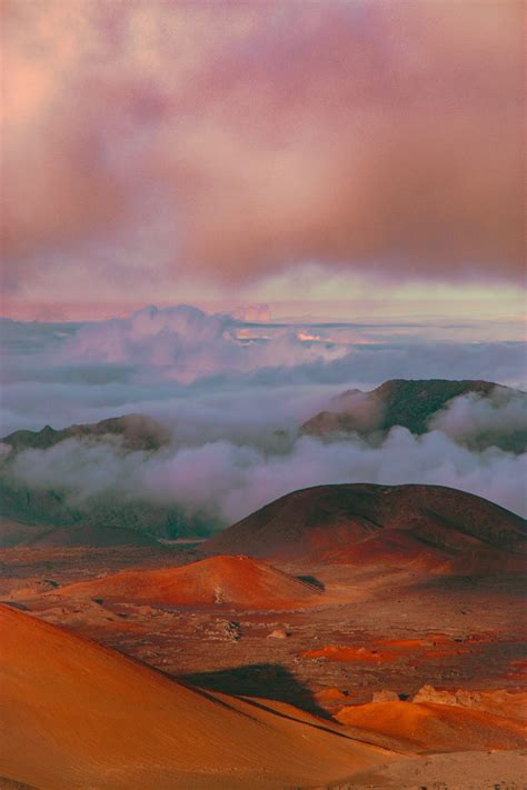 Haleakala Crater Trail: the BEST hike in Haleakalā National Park