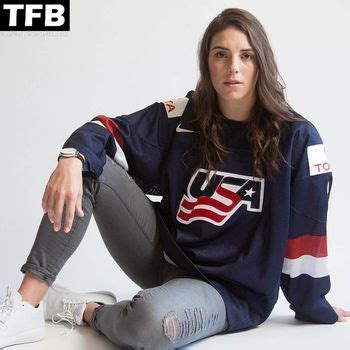 Hilary Knight Hilaryknight Nude OnlyFans The Fappening Plus
