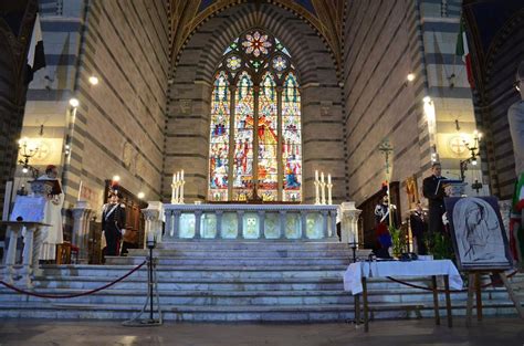 Virgo Fidelis Patrona Dell Arma A Siena Messa In San Francesco