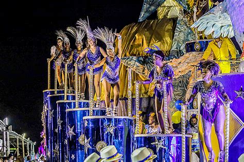 Desfile Das Escolas De Samba De Porto Alegre Ocorre Neste Cultura