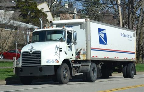 Milwaukee Usps Hiring Tractor Trailer Drivers At 2374 An Hour 21st Century Postal Worker