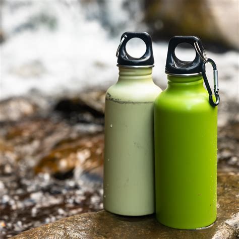 The 14 Best Hiking Water Bottles For Lightweight Hydration In 2022 ...