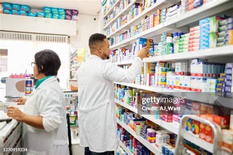 229 Restocking Shelves Stock Photos High Res Pictures And Images