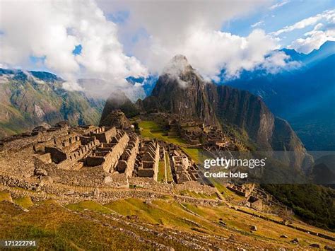 193 Inca Pyramids Stock Photos, High-Res Pictures, and Images - Getty ...