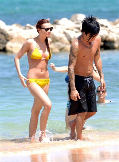 Bikini Ashlee Simpson TočnoTo