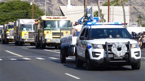 Waianae Christmas Parade Honolulu Fire Trucks Police Cars W