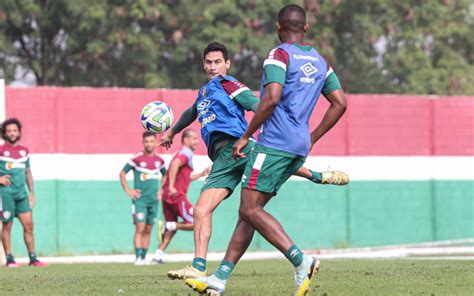 Ganso Treina Pelo Segundo Dia E Aumenta Chances De Retorno Ao