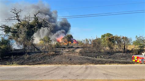 Crews Respond To East Austin Brush Fire Estimated At 68 Acres 95