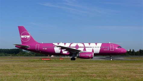 Tf Sis Airbus A Wow Air Douglas Buick Flickr