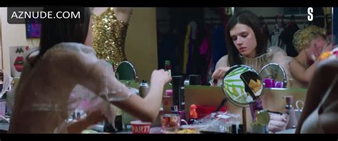 ANASTASIYA KRASOVSKAYA Nude AZNude