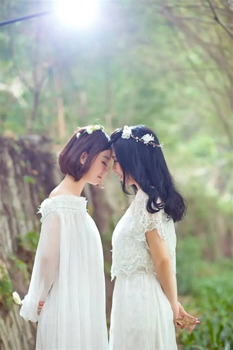 Cute Lesbian Couple X Post From R RealChinaGirls Scrolller