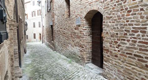 Museo Degli Antichi Mestieri In Bicicletta Lavorando Pedalando