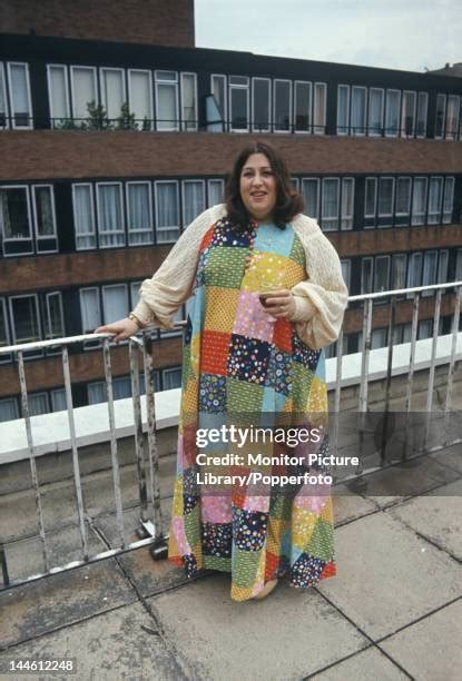 Mama Cass Elliot Pictures Photos And Premium High Res Pictures Getty Images