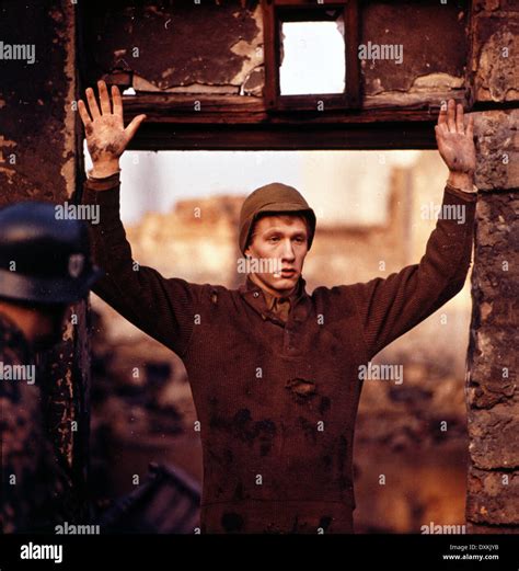 Slaughterhouse five 1972 hi-res stock photography and images - Alamy