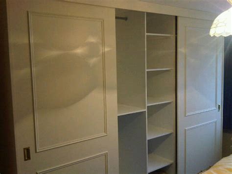 Bespoke full height fitted wardrobes with sliding door system | Surrey ...