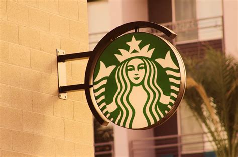 Starbucks Logo Meaning Origin History Evolution And Hidden Details