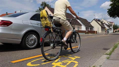 Augsburg So sehen Anwohner den Radwegversuch in der Kriegshaberstraße