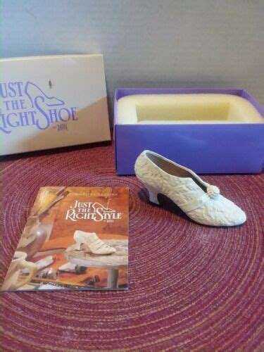 Nib Just The Right Shoe By Raine I Do Ebay