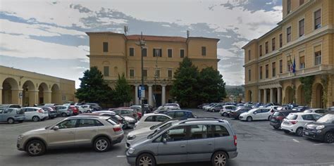 Imperia Oggi Da Piazza Duomo Un Pomeriggio Di Tekking Urbano Alla