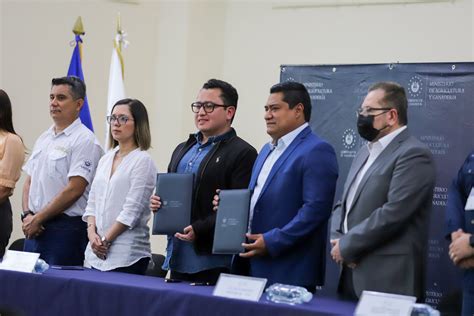 Gobierno De El Salvador Firma Convenio Con Alcaldías Para Entrega De