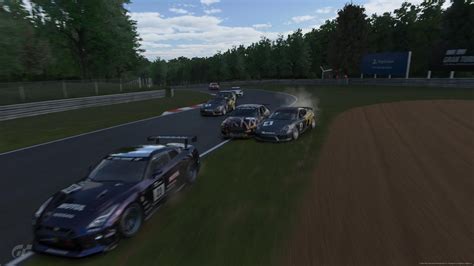 Me Tiran De La Pista Pero Me Recupero Gran Turismo 7 Carrera Diaria