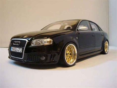 Modellino In Miniatura Audi RS4 1 18 Minichamps Nero Jantes Bbs