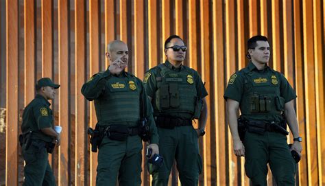 Experts explain why border patrol pay varies across different states 19