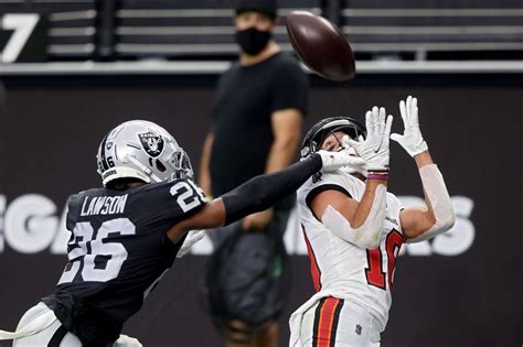 Nfl Training Camp 2021 5 Las Vegas Raiders Players On Roster Bubble Heading Into Training Camp