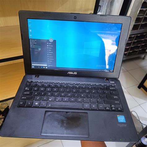 Jual Laptop Asus X Intel U Hdd Gb Putih Notebook Inch Slim