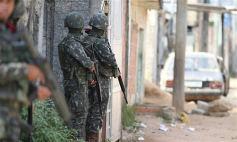 Forças Armadas E Polícias Civil E Rodoviária Federal Fazem Operação Na