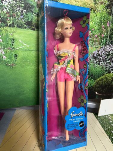 Vintage Barbie 1969 Francie Modern Doll 1170 Twist N Turn Doll Nrfb