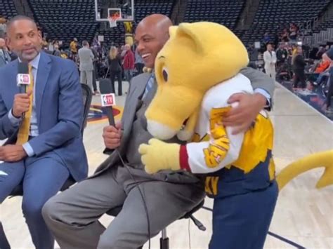 Watch Charles Barkley And The Nba S Highest Paid Mascot Rocky The