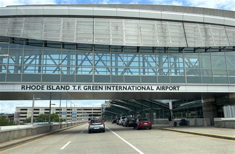 Airport connector down to one lane through end of year • Rhode Island ...