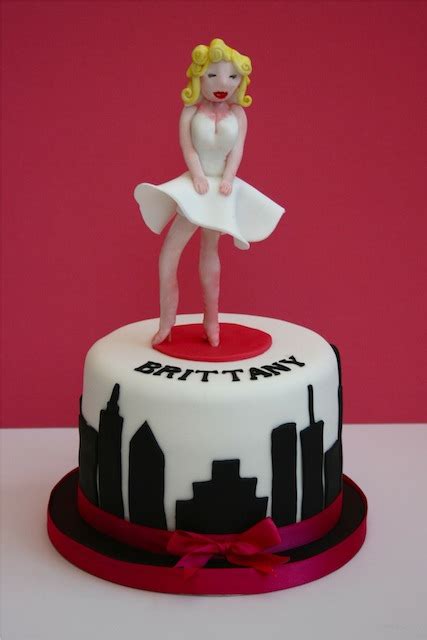 18th Marilyn Monroe Birthday Cake Victoria Chamberlain Flickr