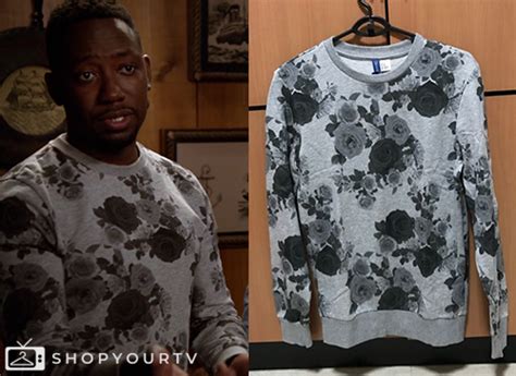 New Girl Season 5 Episode 6 Winstons Floral Grey Sweater Shop Your Tv