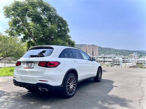 Mercedes Benz 賓士 Glc Class Glc300 找記老闆~20年型 Glc300 Amg全景天窗 夜色套件 摸門免鑰 新北市汽車商業同業公會｜taca優良車商聯盟｜中古