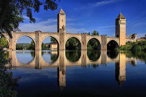 Cahors - The Camera