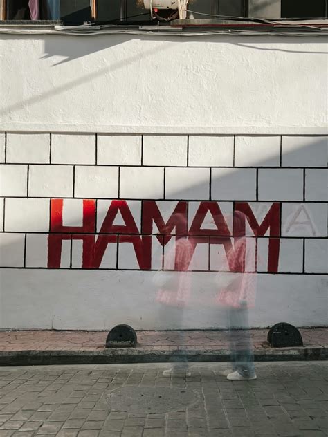 Hamam Böceği Neden Olur