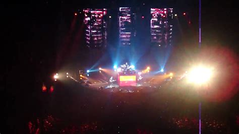 Muse Hysteria Live In Montreal 10 03 2010 Youtube