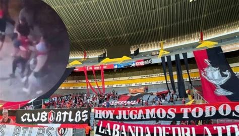 Entre Cuatro Hinchas De Atlas Causan Brutal Golpiza A Un Aficionado De Chivas En México Diario