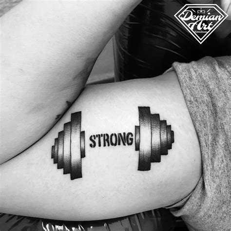 Tatuaje de físico culturista pesas Dumbbell tattoo Tattoos for