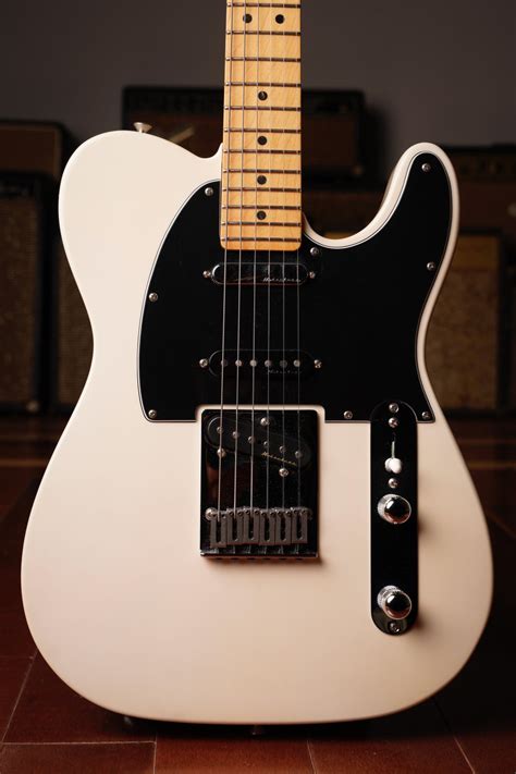 2018 Fender Deluxe Nashville Telecaster White Blonde