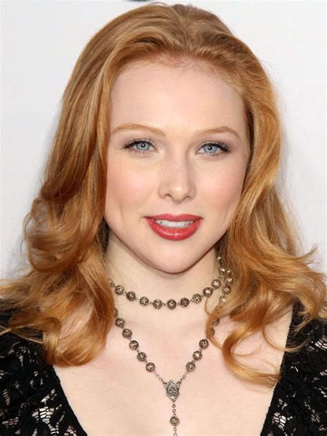 Peoples Choice Awards 2013 Molly C Quinn Beautyeditor Ca